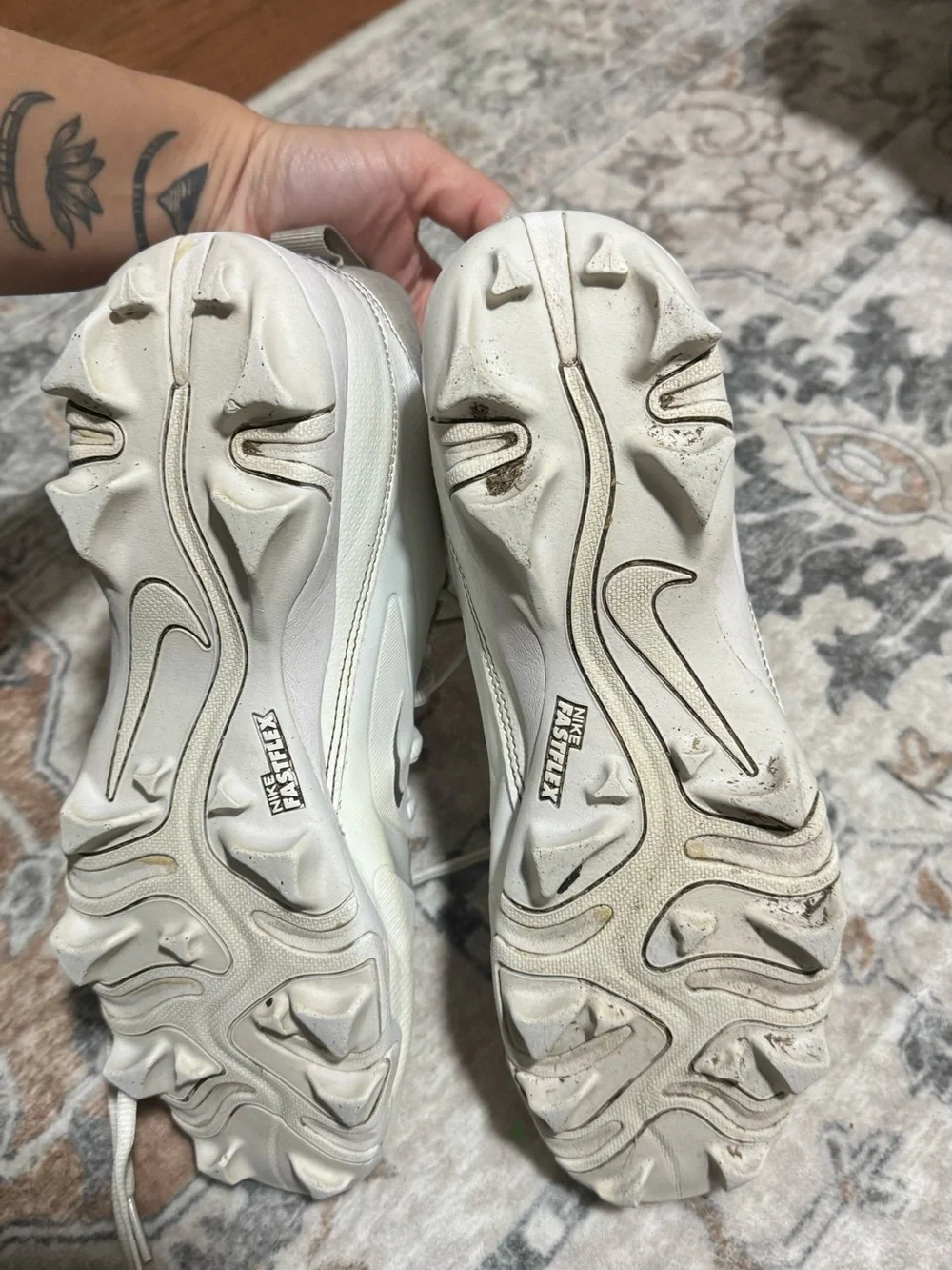 Nike Alpha Menace Football Cleats White Gray Men’s 9.5 FN0028-107